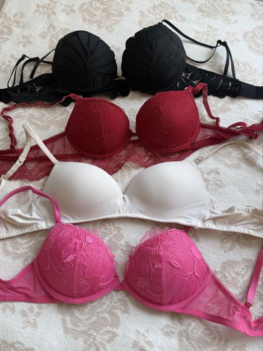 Бюстгалтери 70А, 70В