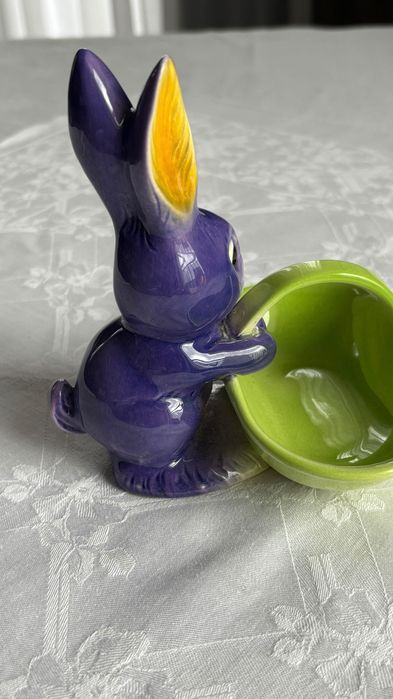 Figurka Goebel zając królik z koszykiem bunny