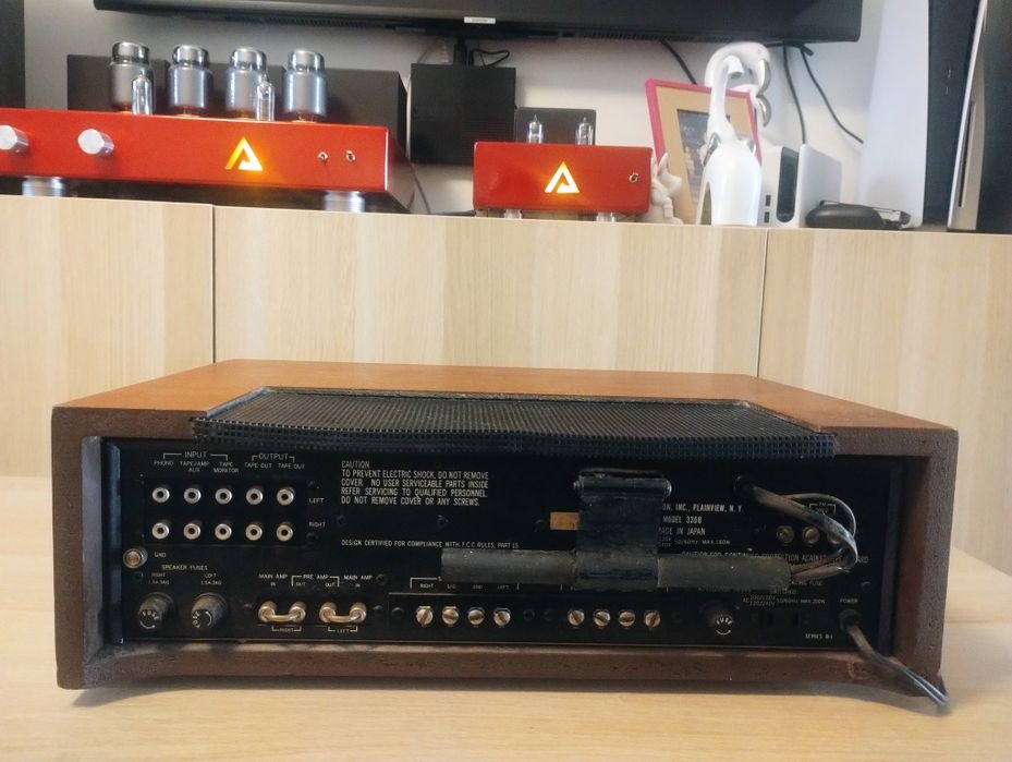 Harman Kardon 330B - Amplituner stereo Vintage