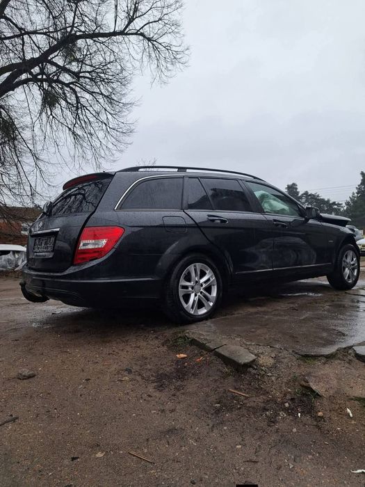 Felgi 16" Opony wielo sezonowe w204 oraz inne mercedes Benz