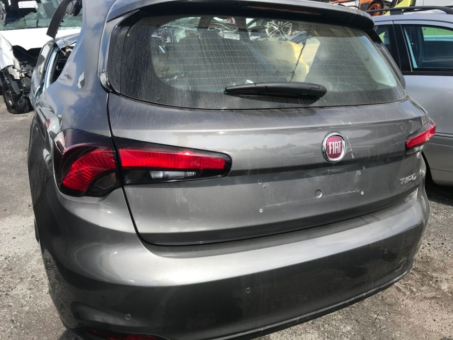 Traseira Completa Fiat Typo