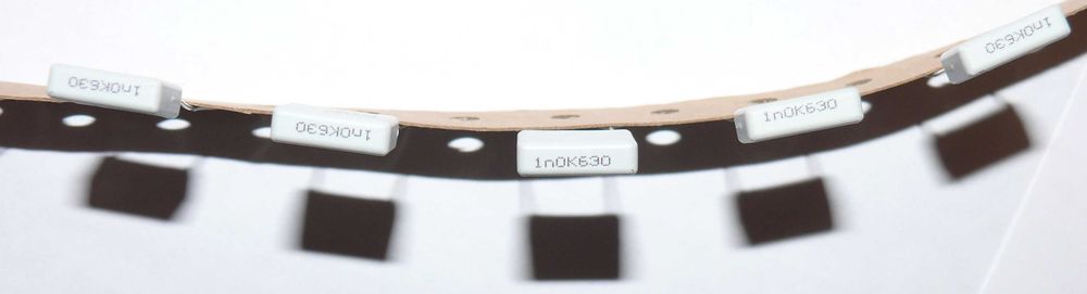 Пленочный конденсатор EVOX MMK10 102K630A01L (630V, 1.0 nF) - 100 шт