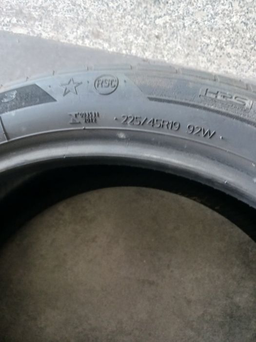 Vendo pneus semi-novos 225/45/19 Hankook