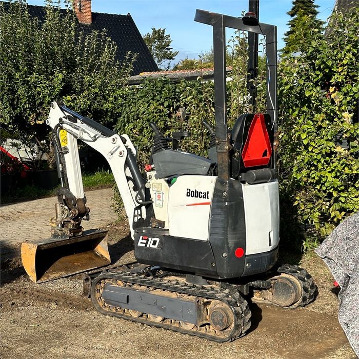 Wynajem minikoparki Bobcat E10 – 1 tona