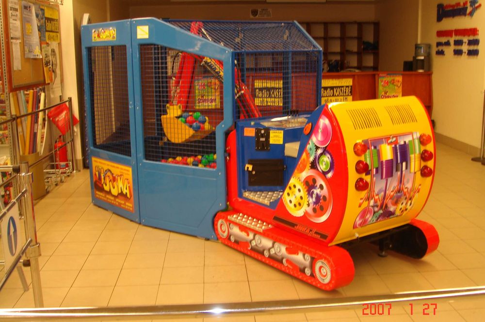 Koparka dla dzieci zarobkowa na plastikowe kulki