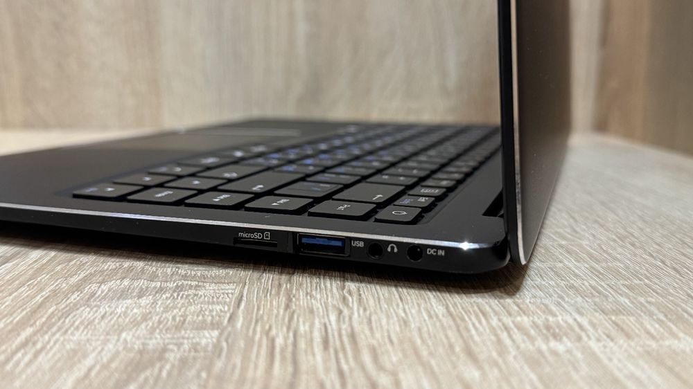 Trekstor P14/Intel  Pentium N4200/4gb ddr4/eMMC 64gb