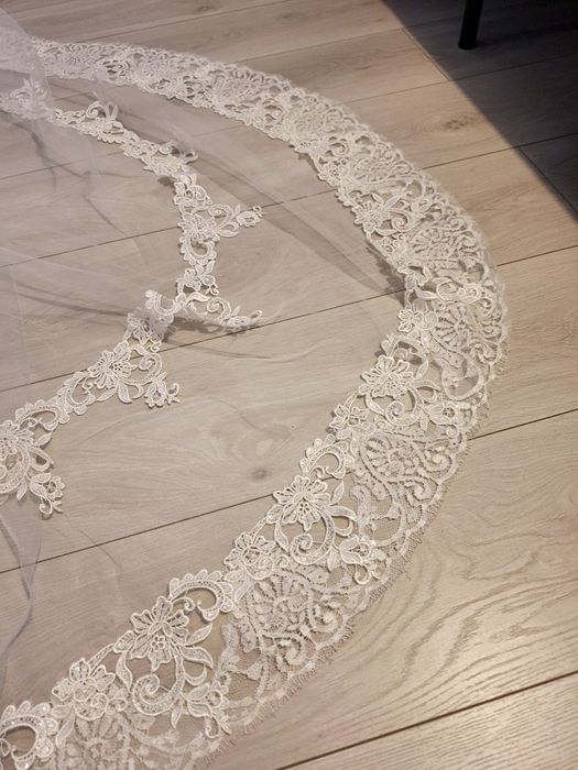 Sprzedam Welon ślubny 3m