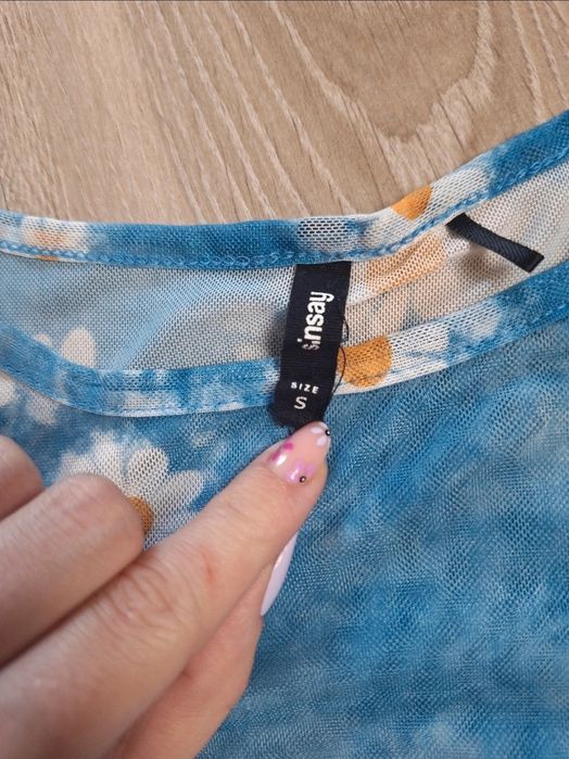 Sinsay prześwitująca bluzka stokrotki S