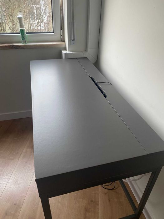 Secretária ALEX da IKEA em cinzento escuro, 132×58 cm