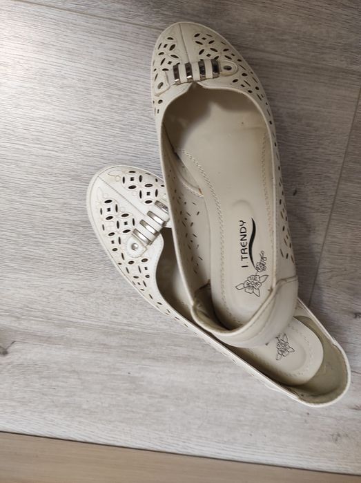 Туфлі 40 розмір.