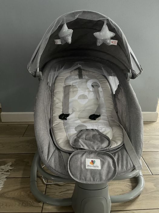 Заколисуючий центр Mastela