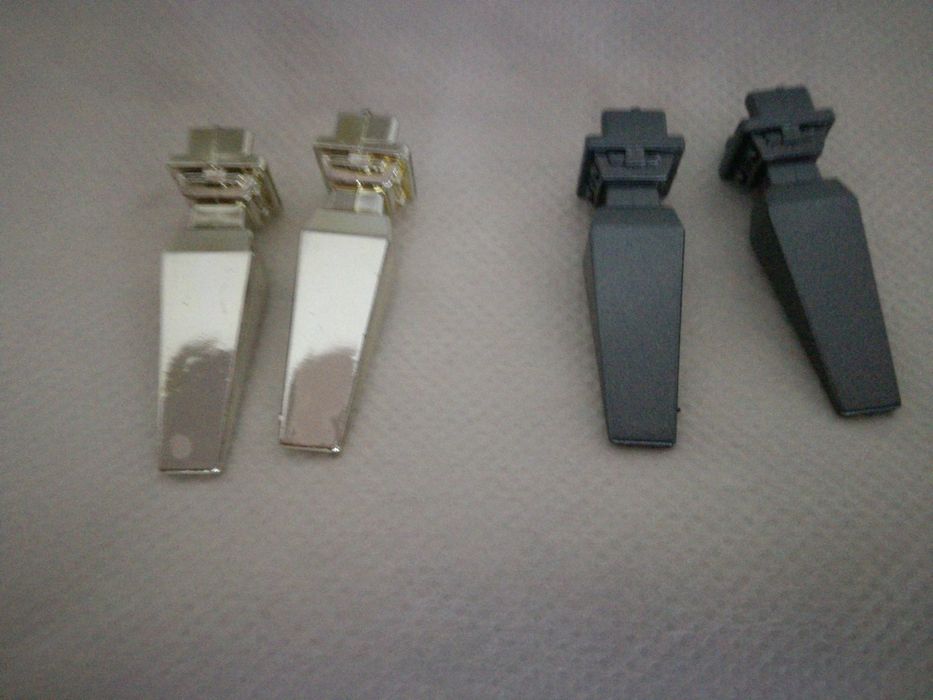 Selling accessory for the Autobot Sideswipe64751879628418122