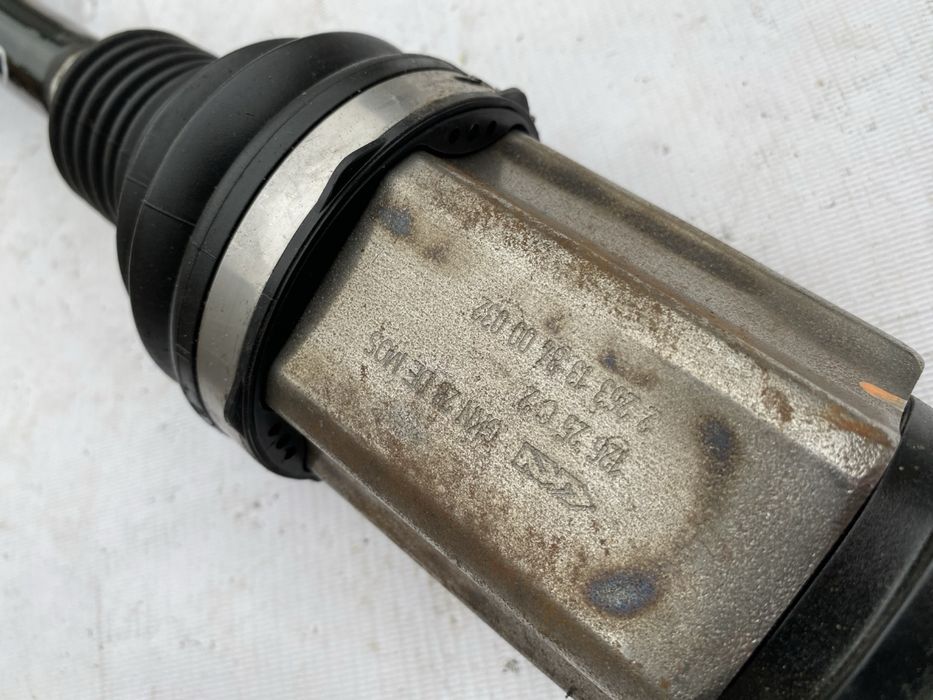 Передня ліва пів вісь бмв G15 G16 M850Xi 2025 року