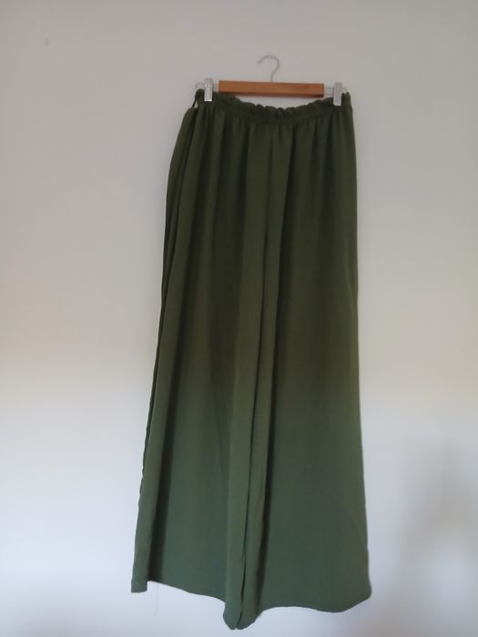 Roupa diversa como nova