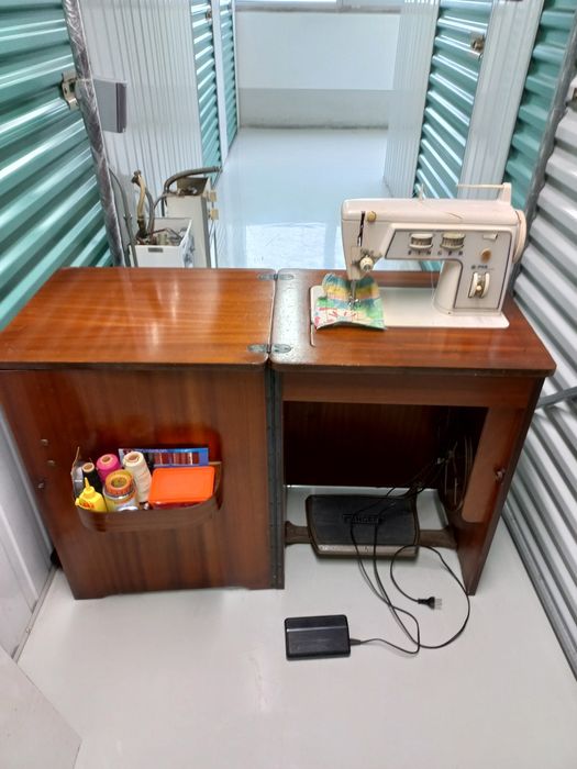 Máquina de costura.