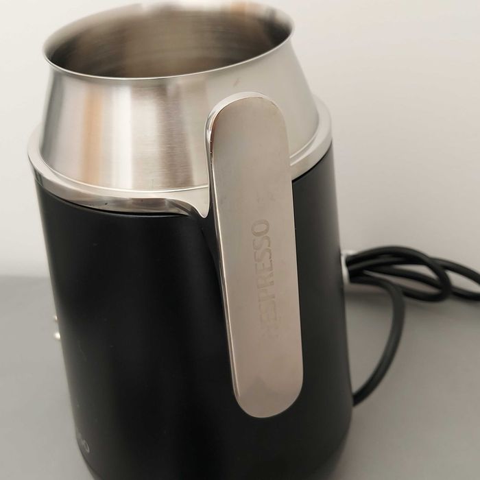 Máquina para receitas Barista Nespresso Aeroccino