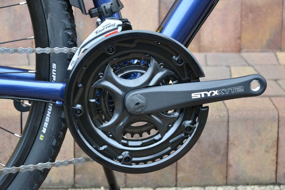 Bulls Wildcross Street Disc Shimano 3x7 Suntour rozmiar M 48cm Nowy