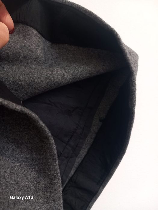 Fendi oryginalna spódniczka 36 wełna