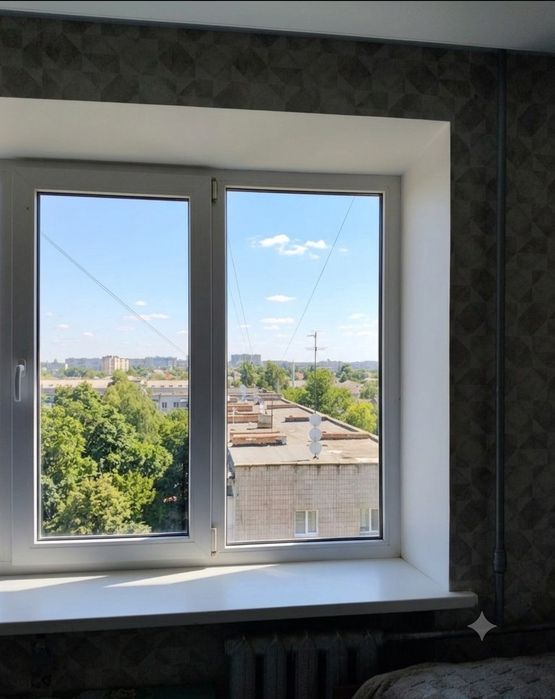 Продається 4х кімнатна квартира в цегляному будинку