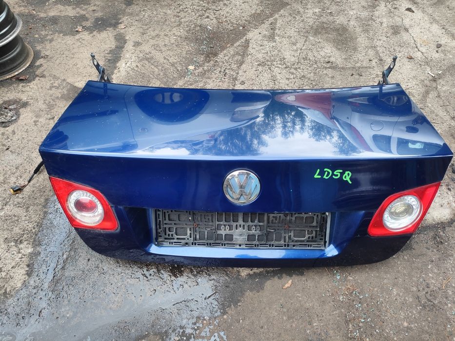 Volkswagen Jetta mk5 klapa bagażnika tył LD5Q