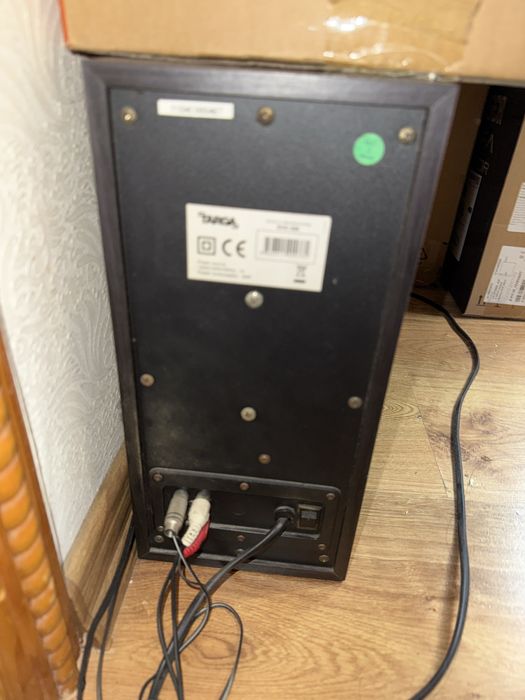 самбуфер та колонки TARGA