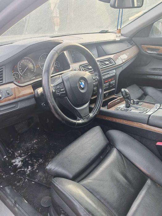 BMW 730D F01 ,uszkodzona ,jezdzi , full , ZAMIANA