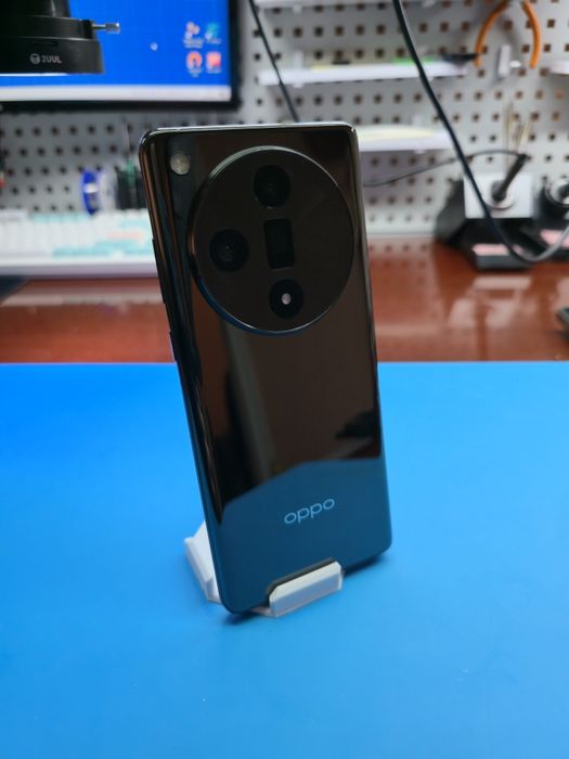 OPPO Find X7 (16/256Gb)