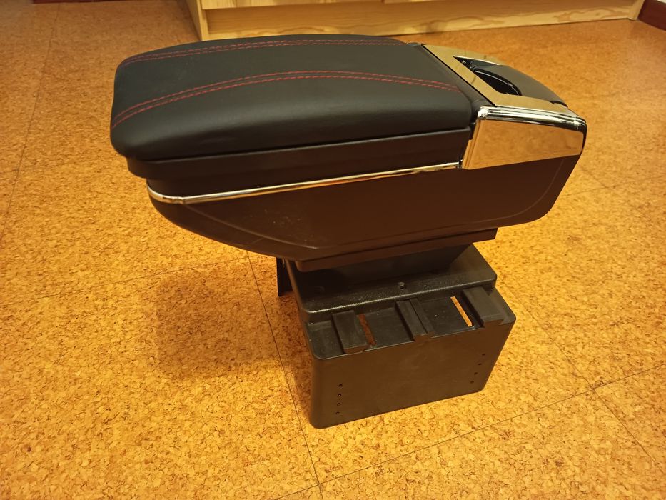 Encosto de braço no carro