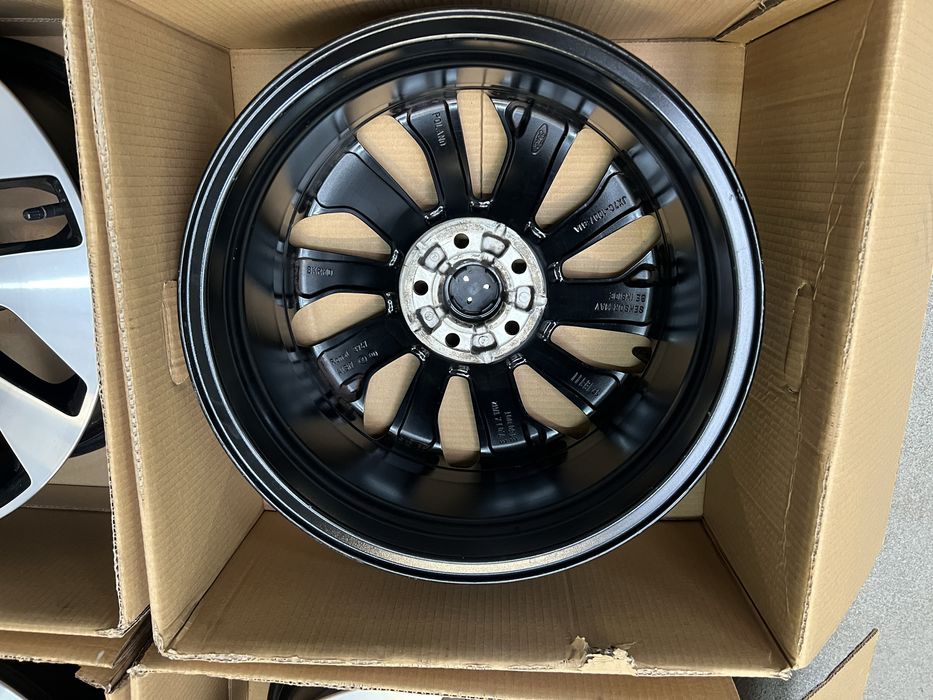 Felgi aluminiowe Ford Focus 17“ 5x108 et 50