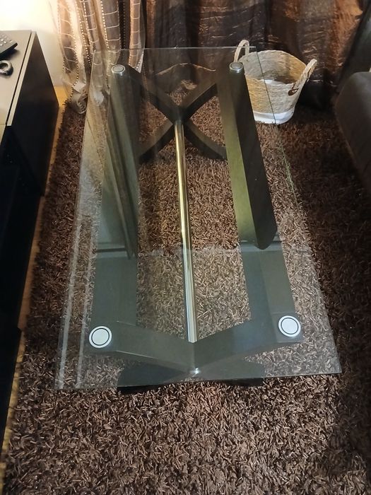 Mesa de centro em vidro