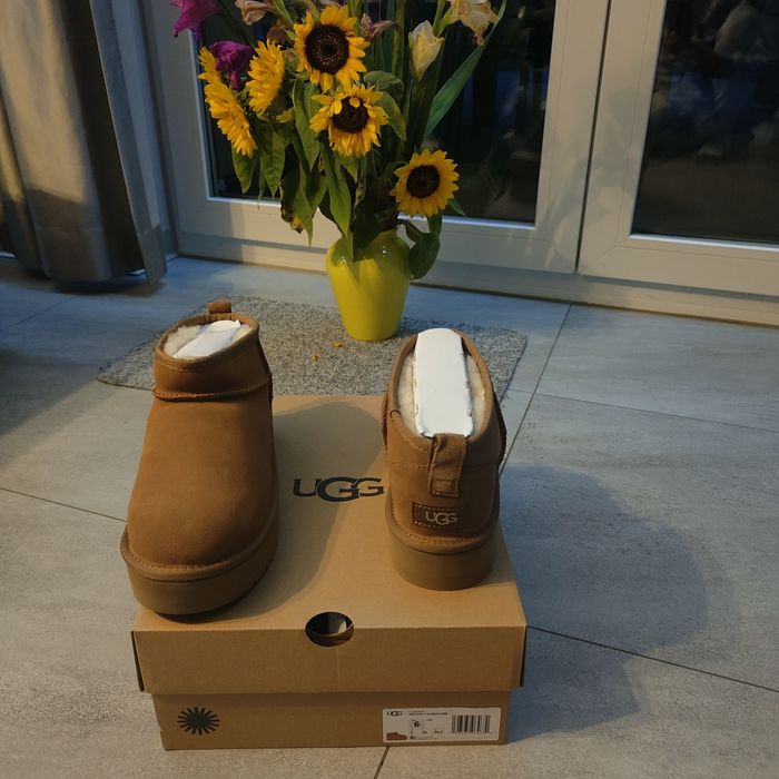 Nowe śniegowce brązowe UGG