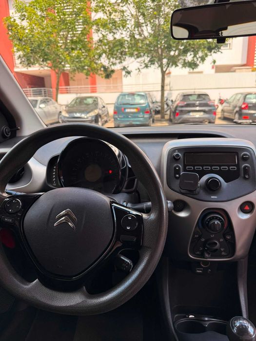 Citroen c1 vermelho 2015