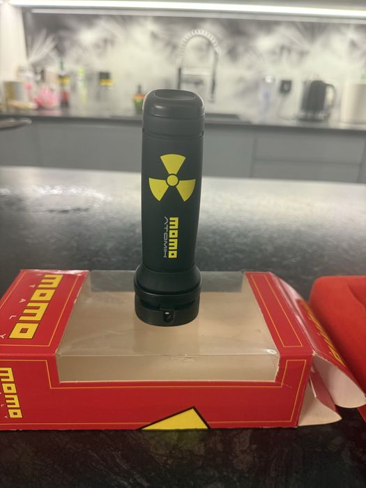 Nakładka na hamulec ręczny MOMO Atomic Nowa