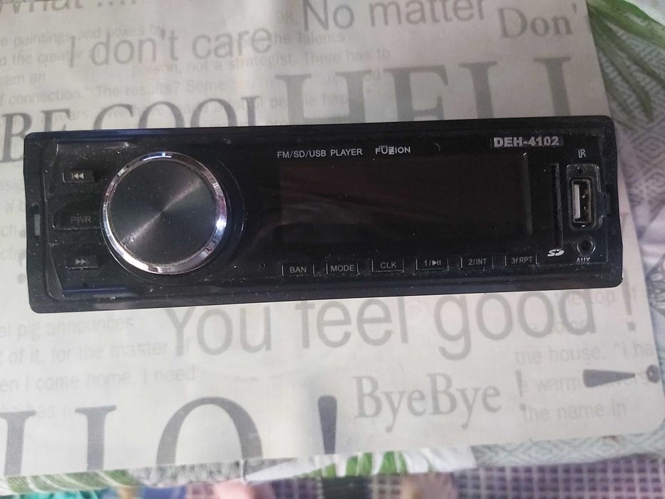 Auto-rádio Sony com bluethooth