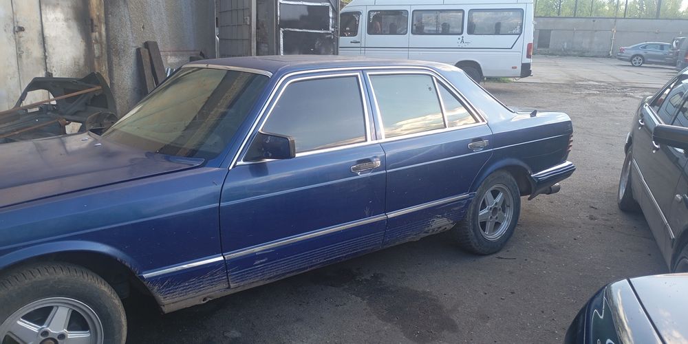 Продам Мерседес w126