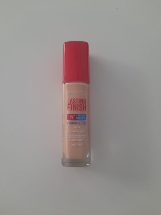 Nowy Podkład Rimmel