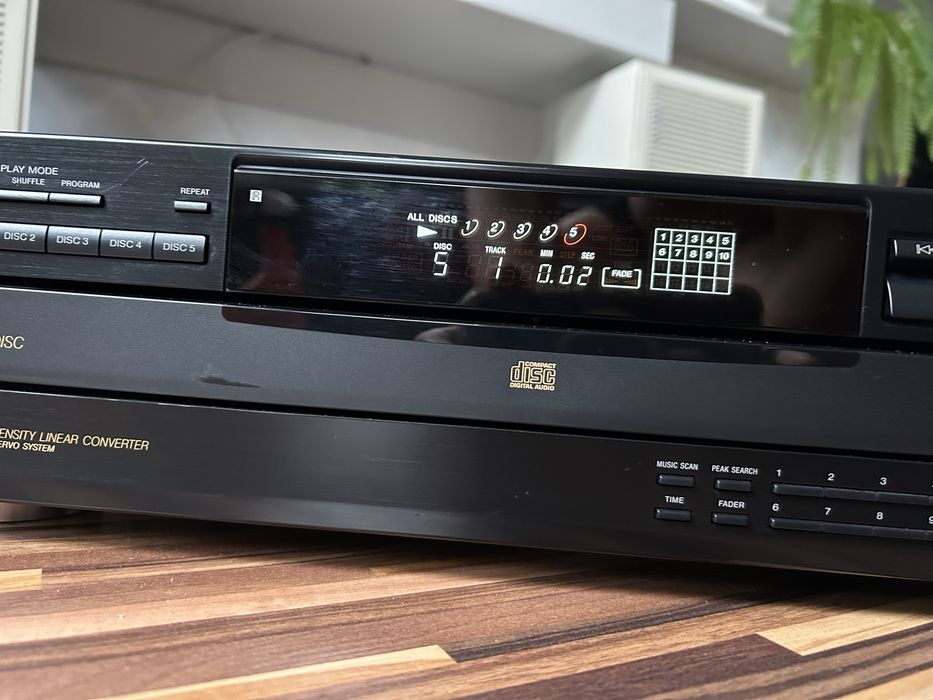 Sony CDP-C335 – odtwarzacz CD  5 płytowy – made in Japan