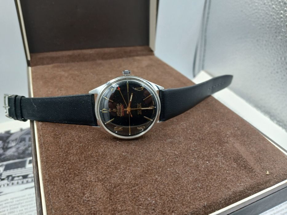 Zegarek Atlantic mechaniczny Swiss czarny