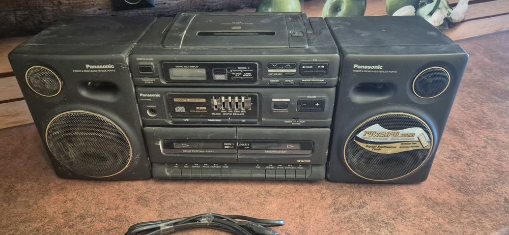 Radiomagnetofon Panasonic RX-DT 650
