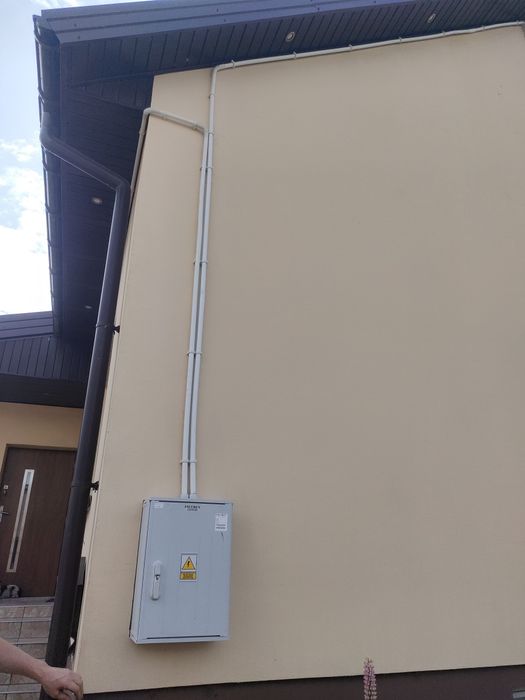 Elektryk Usługi elektryczne !