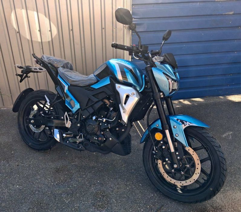 Мотоцикл Lifan SR220