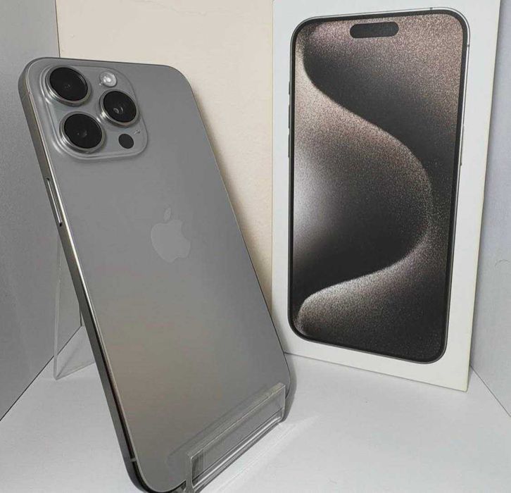 iPhone 15 Pro Max 256GB. Natural Titanium