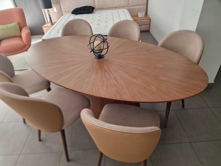 Conjunto Mesa Ovalizada c/ Tampo Espinhado e 6 Cadeiras