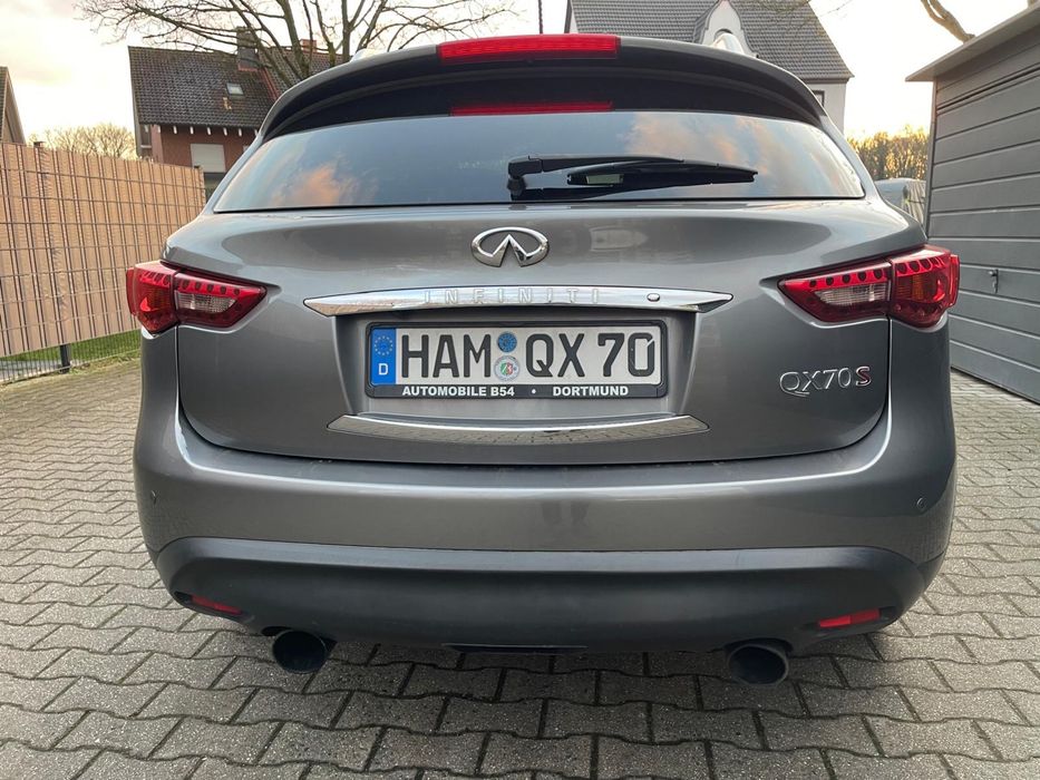 Infiniti QX70 | SUV 4X4 | 3.0 d | PREMIUM | AUTOMAT 238 km