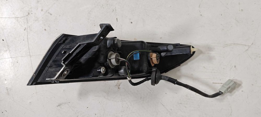 HONDA CIVIC VIII HATCHBACK 06-11 ROK Lewa i Prawa Lampa lewy i prawy tył