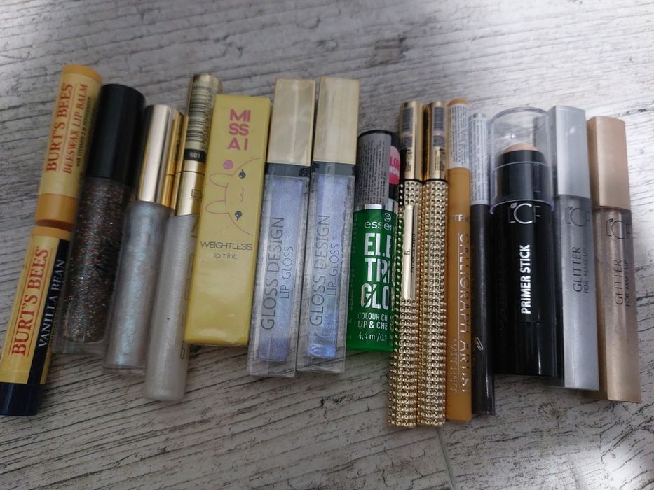 Нова декоративна косметика