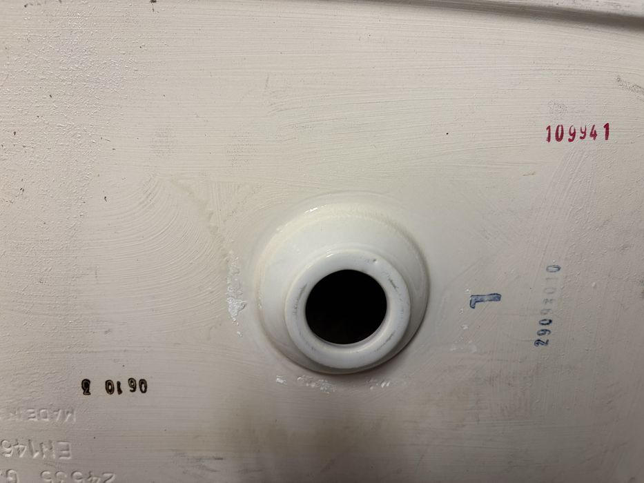 Umywalka Roca Inspira