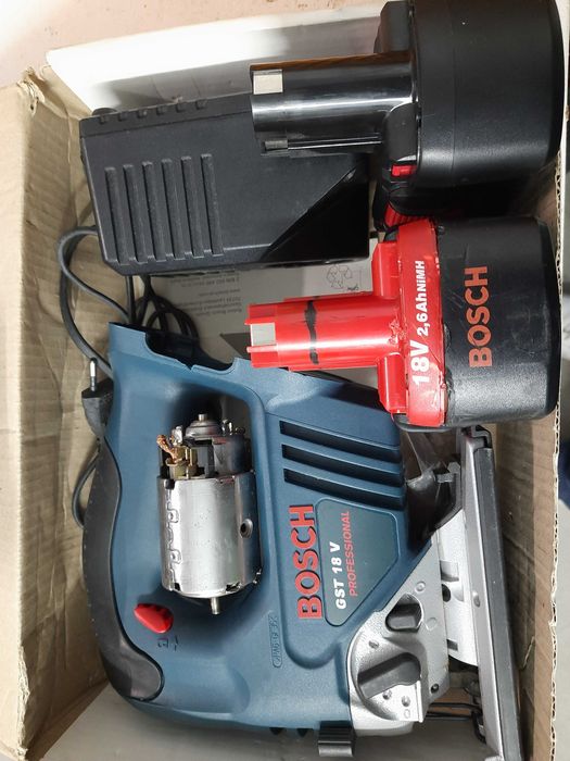 Serra Bosch GST 18V + 2 baterias e 2 carregadores