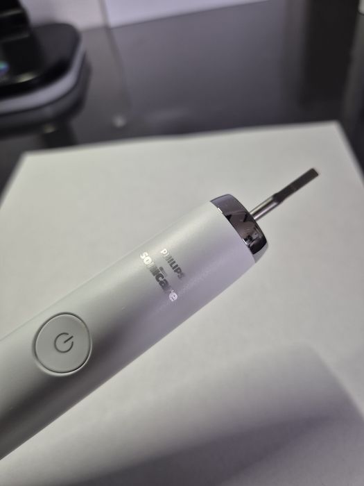 Szczoteczka Philips Sonicare HX939W