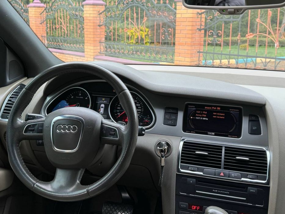 Продам Audi Q7 дизель/європа